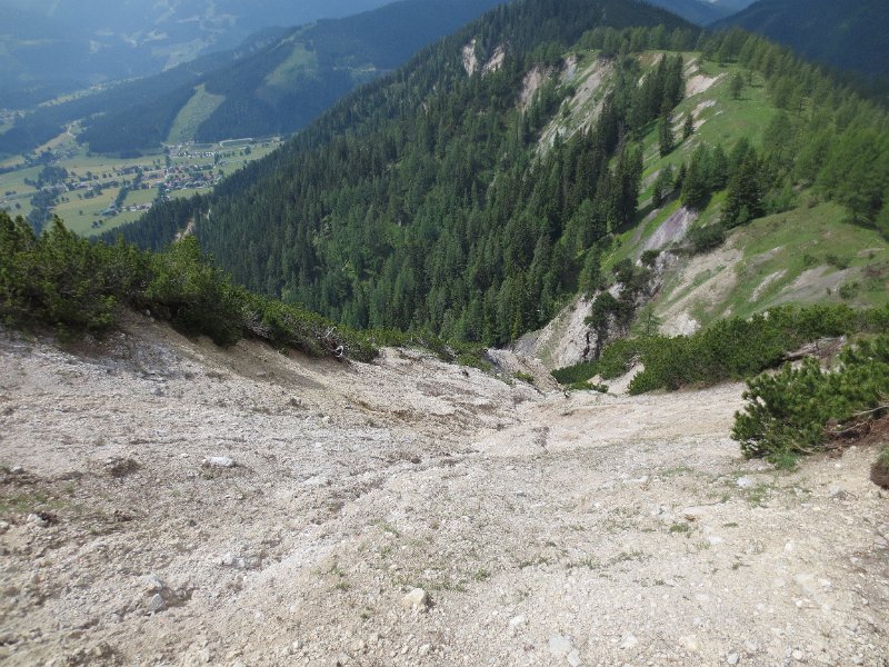 IMG_0295.JPG - Abstieg Jungfrauensteig Ramsau Richtung Brandalm